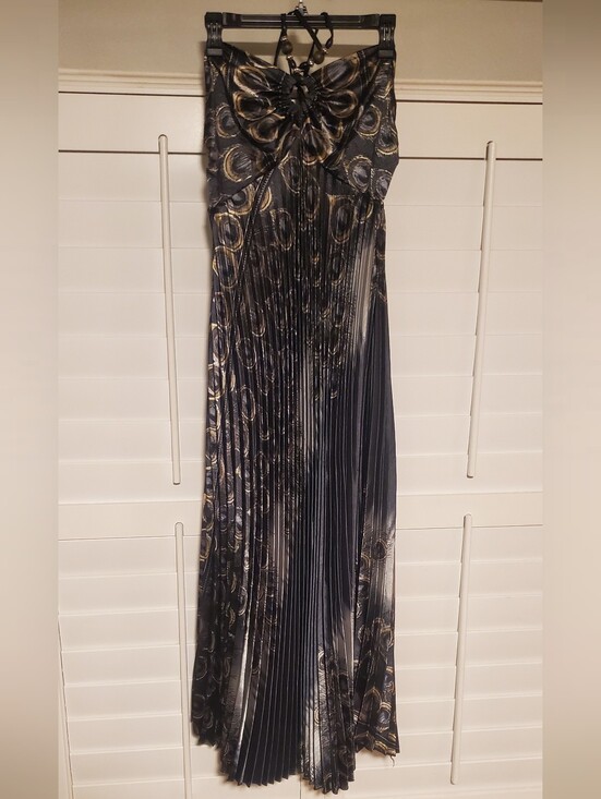 Shoreline Dresses & Skirts - Peacock Print Maxi Dress